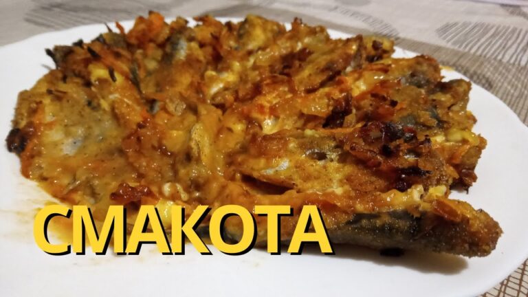 Що можна приготувати з мороженої салаки | Салака в духовці рецепт в паніровці