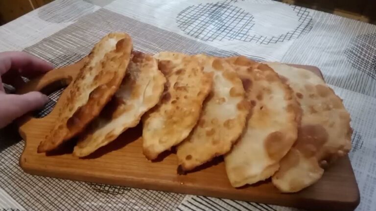 Домашні чебуреки на заварному тісті — Супер тісто на чебуреки